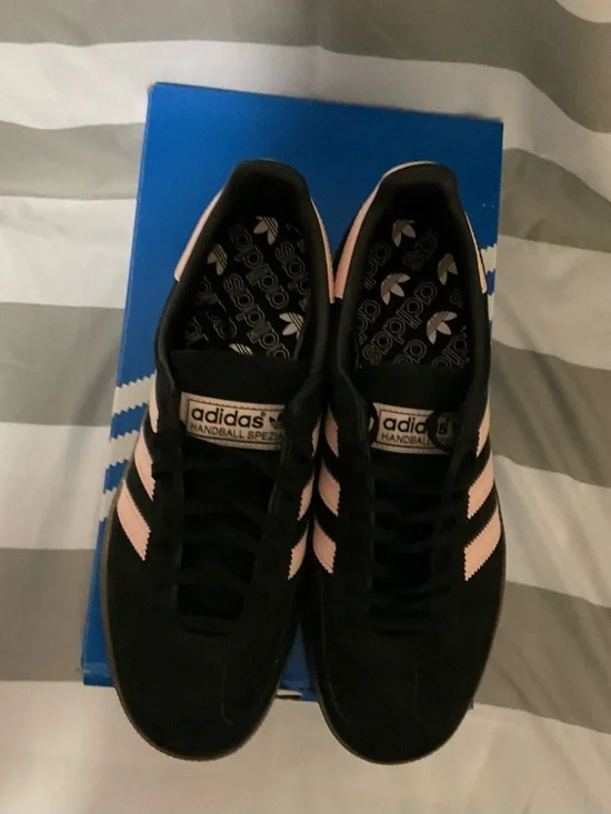 Adidas Handball Spezial Women’s size 9/8Y New w/ Box - Picture 3 of 3